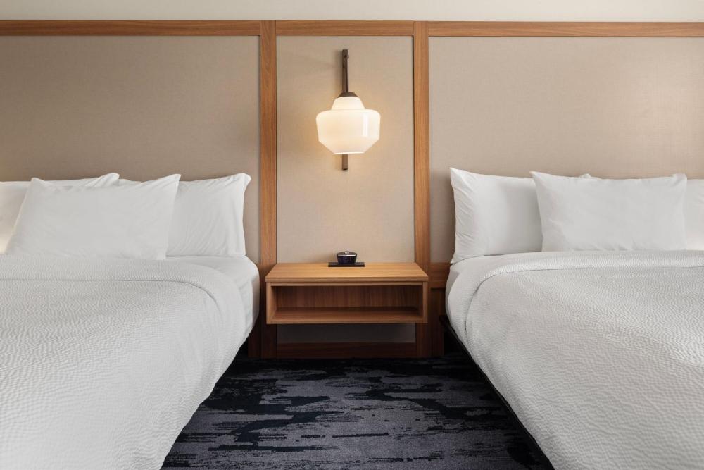 Queen Room with Two Queen Beds interior